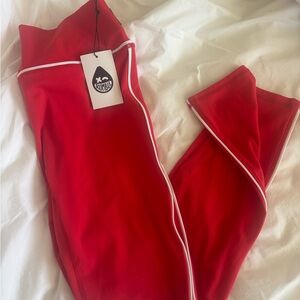 RUMBLE NWT - Red Leggings with White Piping